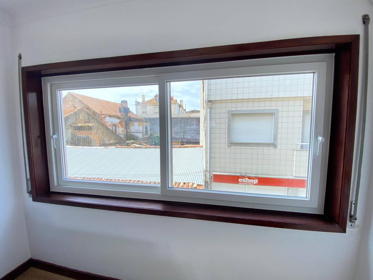 Window World - Porto - Aluminiumfenster einbauen