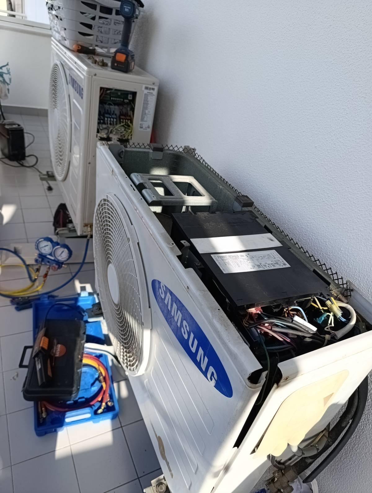 Confort Ar Climatização - Loures - Kitchen Fan Installation or Replacement