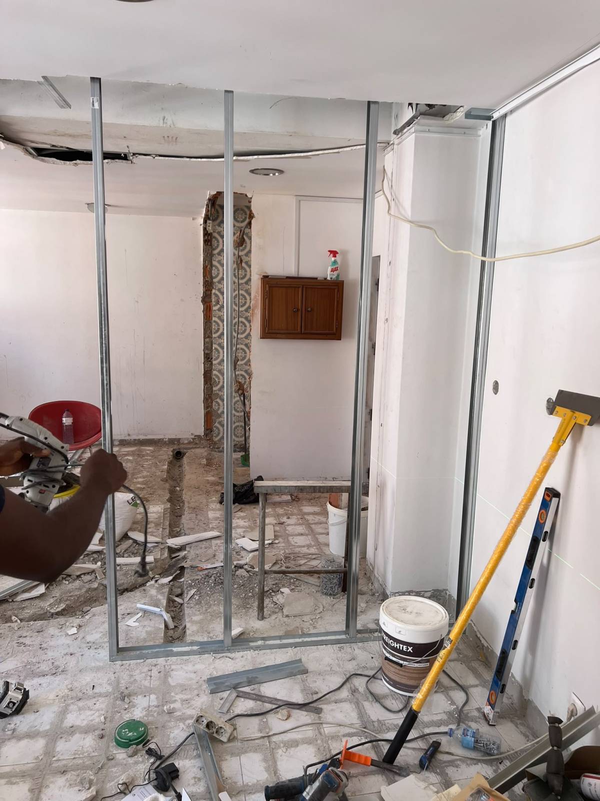PCAACABAMENTO E REMODELAÇÃO - Viseu - Instalación de pladur y cortinajes