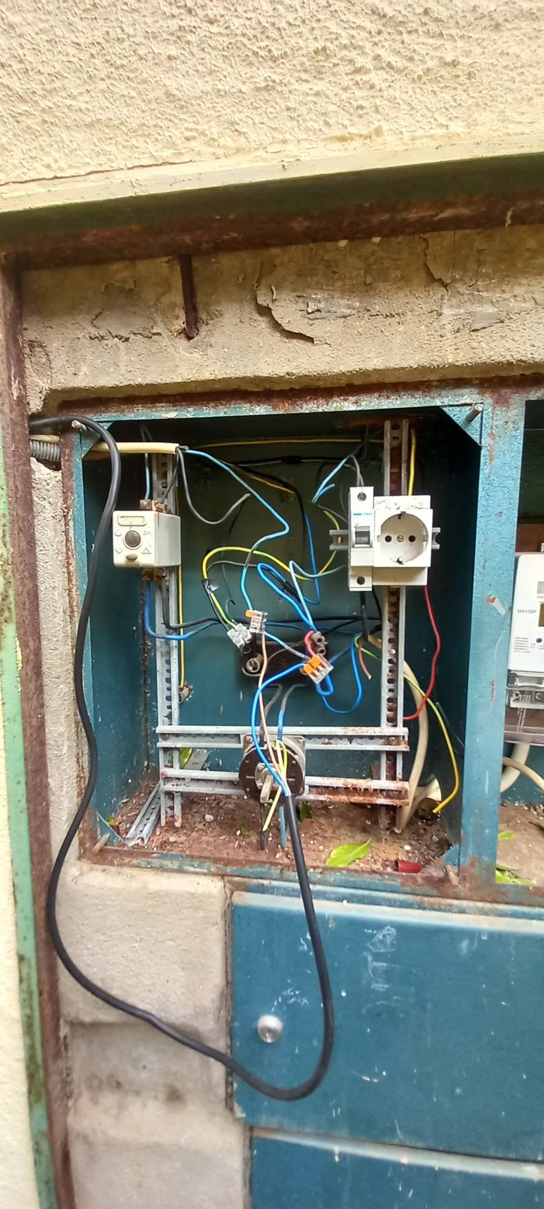 MServiços - Loulé - Problemas Elétricos e de Cabos