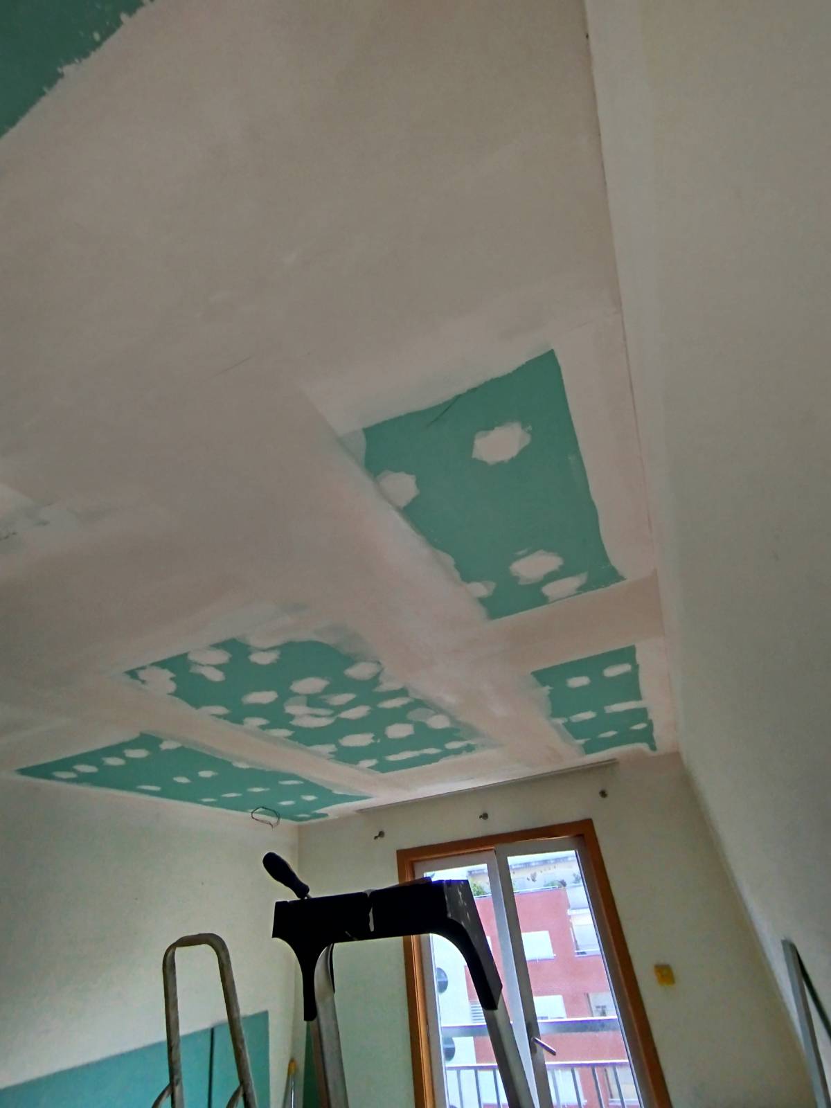 Cleverson Silva - Loures - Innenwand einbauen
