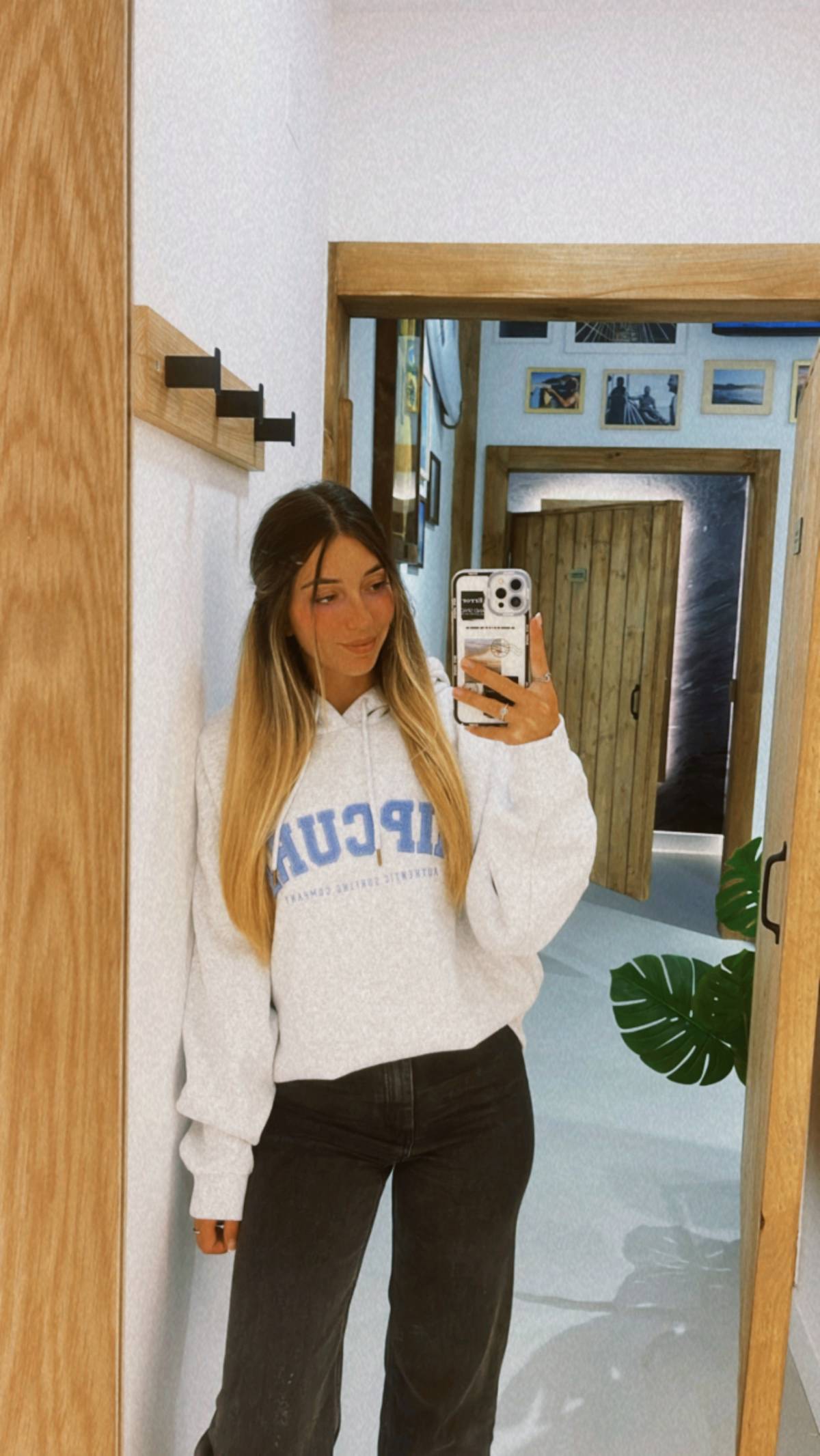 Andreia Neves - Nazaré - Dog Walking