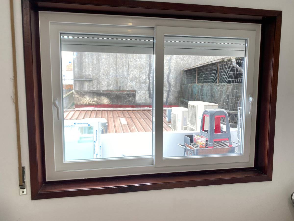 Window World - Porto - PVC Fenster montieren