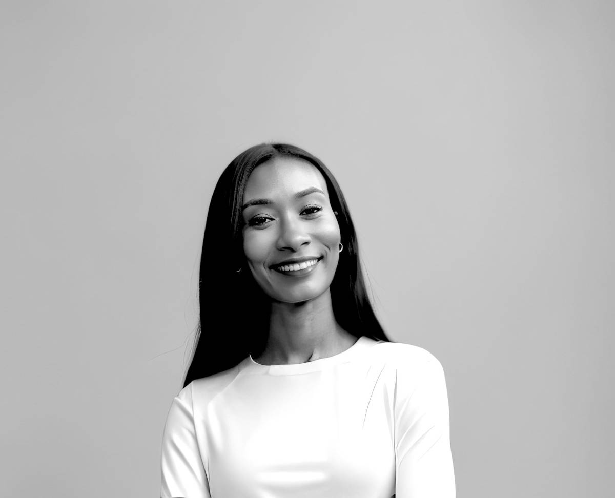 Juliana Crillanovick | CRVK Comunicação - Porto - Serviços de Apresentações