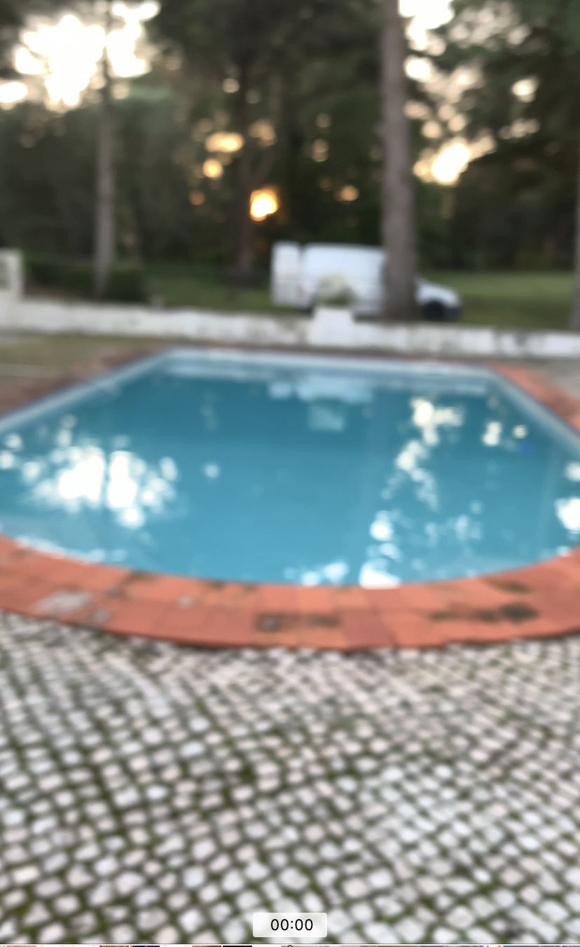 Carlos de Oliveira Cruz - Cascais - Swimmingpool reinigen oder warten
