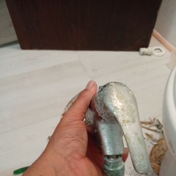 Luciano Oliveira - Seixal - Bricolaje y Muebles