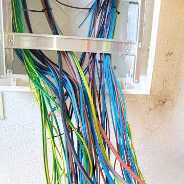YÁQUESON ZACARIAS UNIPESSOAL LDA - Sintra - Fan Installation