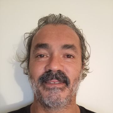 Luciano Oliveira - Seixal - Pintar armarios