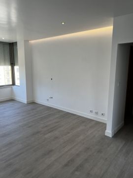 Miguel De Jesus Vieira Unipessoal LDA - Santarém - Dachbau oder -austausch