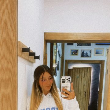 Andreia Neves - Nazaré - Dog Walking