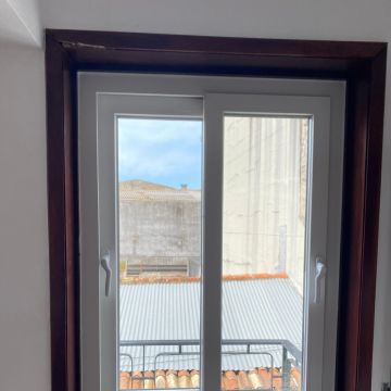 Window World - Porto - Fenstermontage