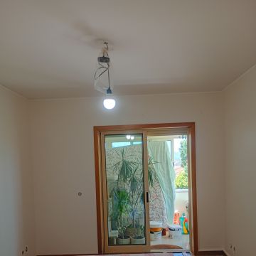 Hygor G - Vila Nova de Gaia - Balcony Remodel