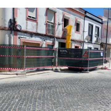 TOTAL OBRAS - Oeiras - Instalação de Jacuzzi e Spa