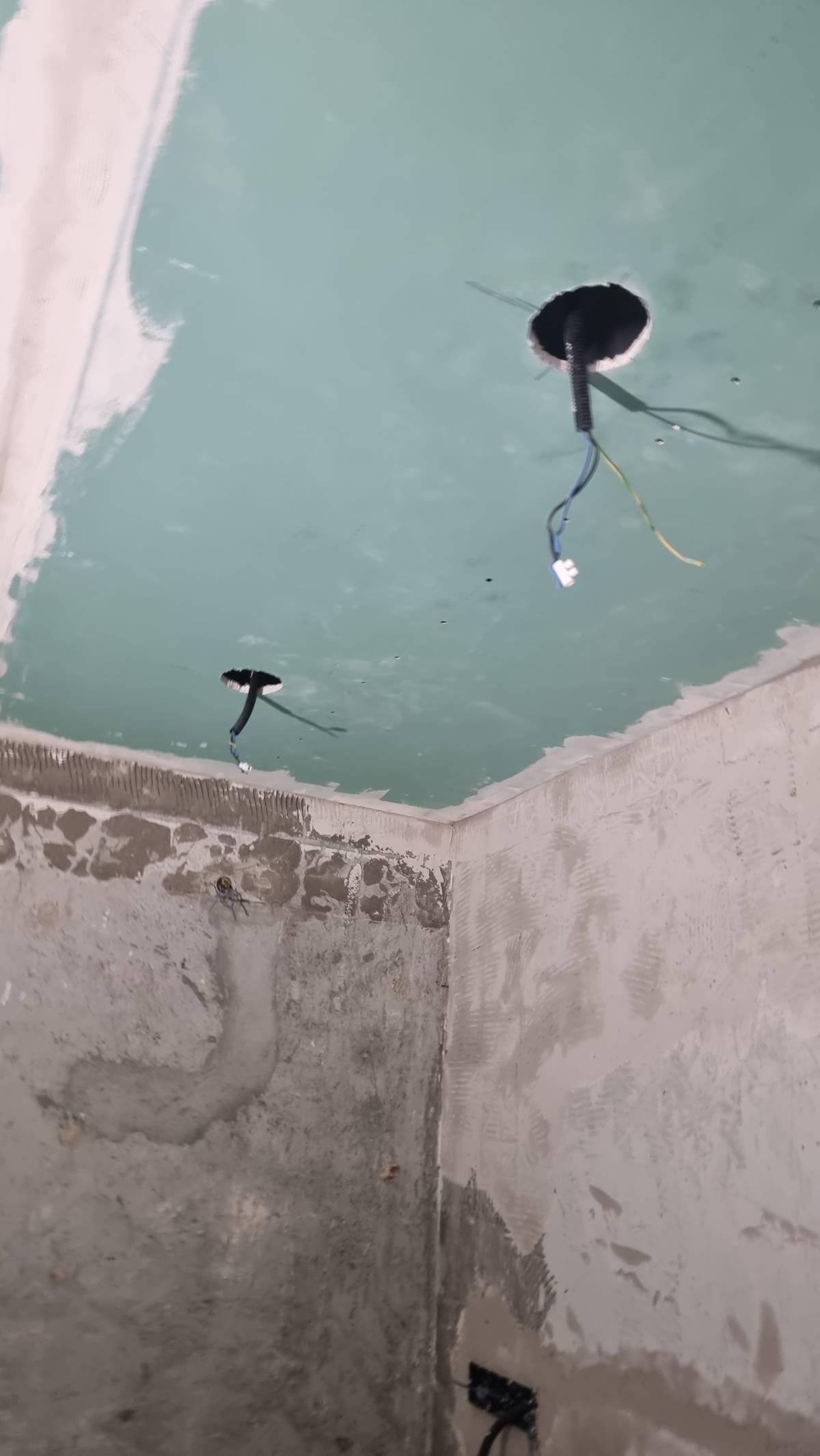 Daniel Castro - Vila Nova de Gaia - Wasserpumpe installieren oder austauschen