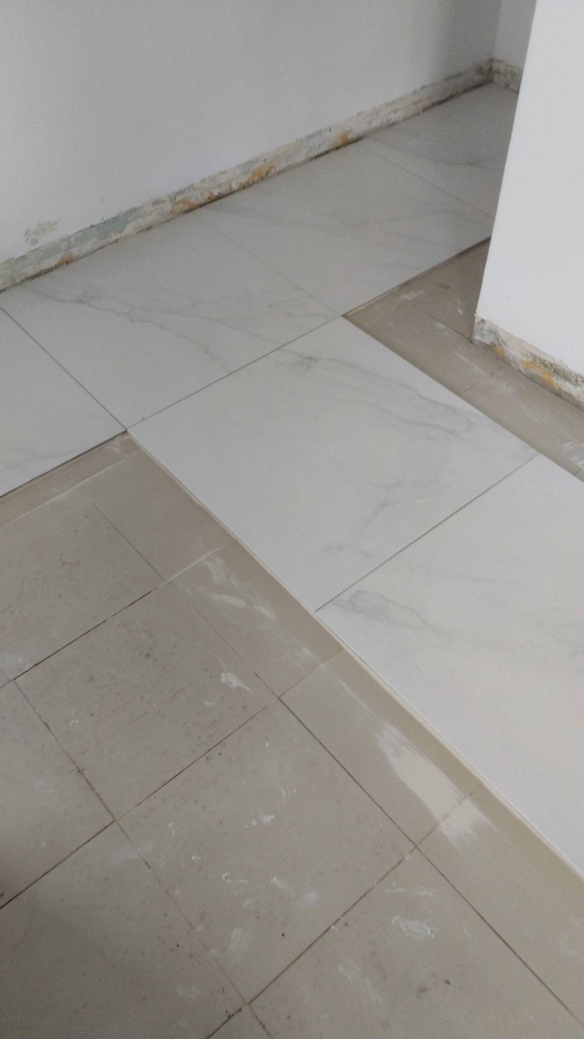 ELITE REMODELAÇÕES - Rio Maior - Stucco Application