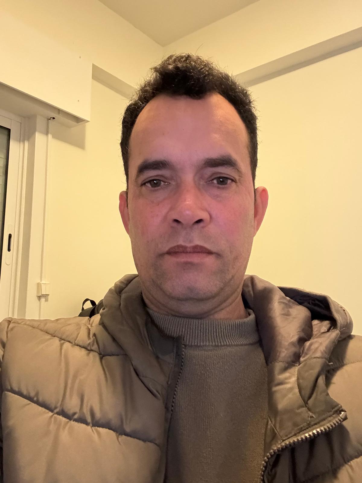 Daniel Angelo Costa - Odivelas - Rohrleitungen im Außenbereich reparieren oder warten