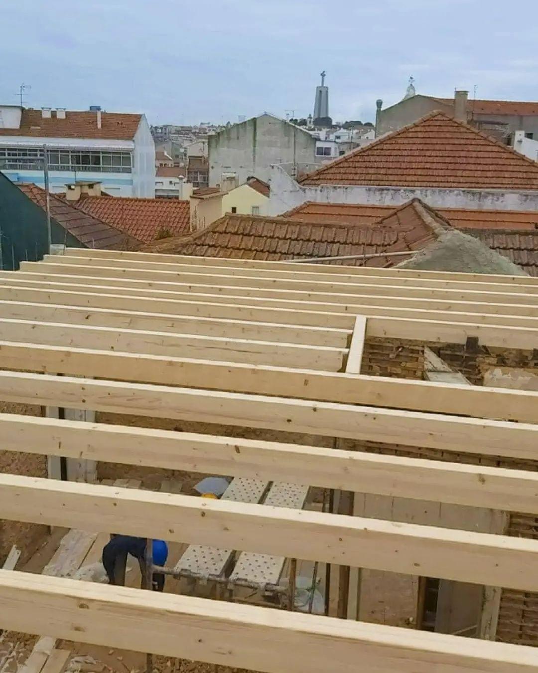 Eudes Carpinteiro - Lisboa - Instalação de Pavimento em Betão