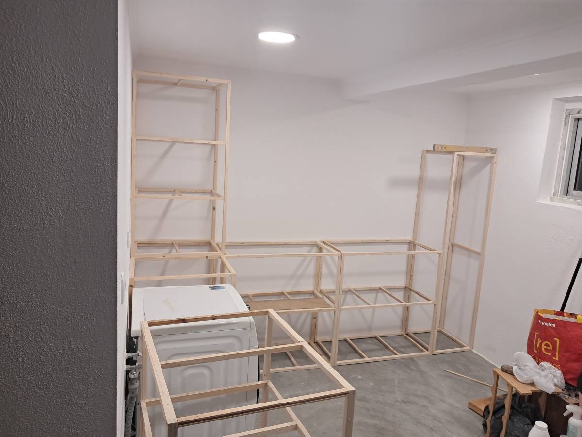 Marcelo Francisco - Torres Vedras - Remodelação de Armários