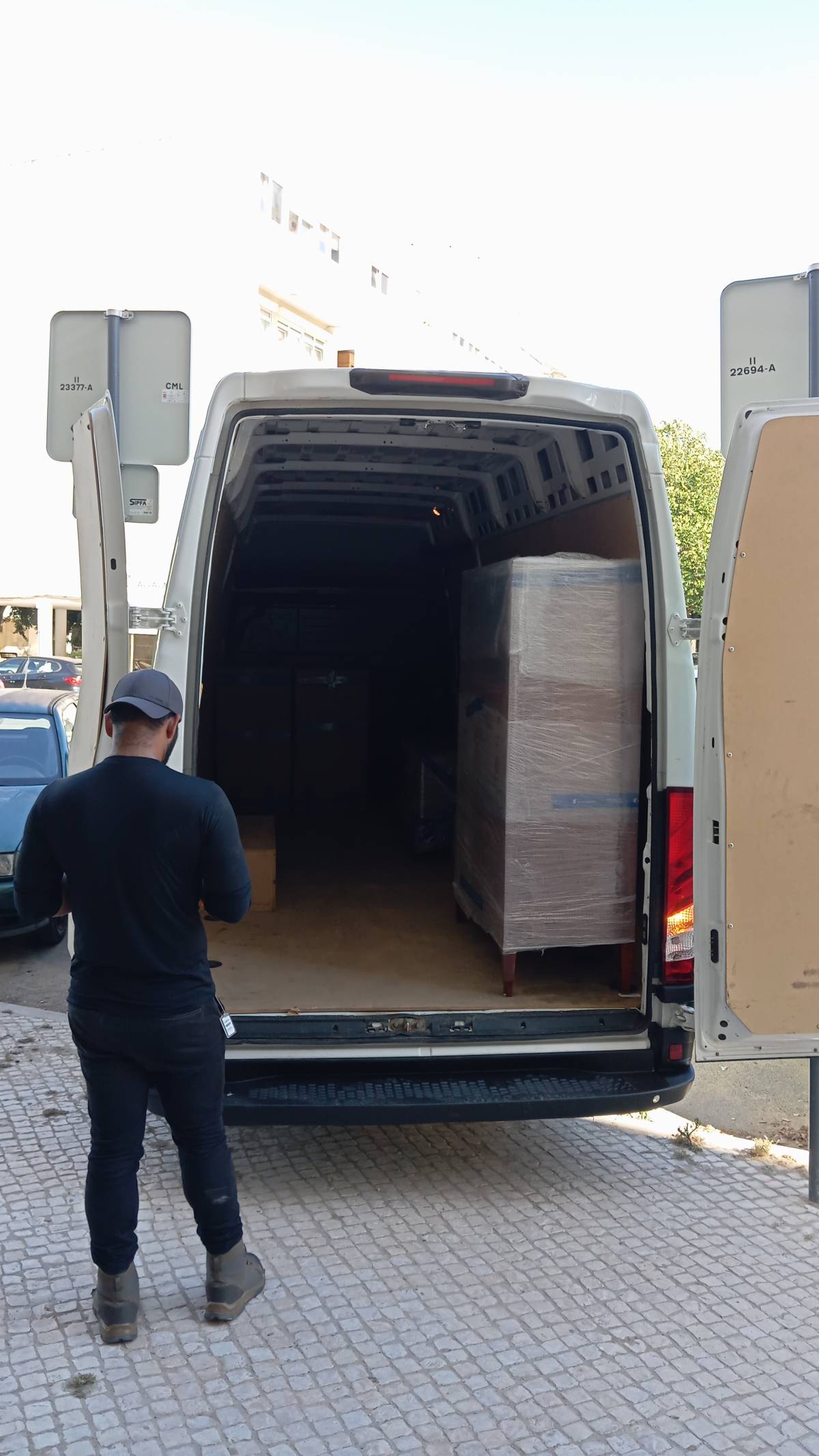 Viagem Segura - Lisboa - Furniture Assembly