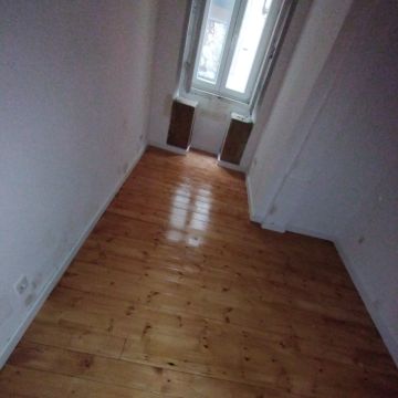 2W Remodelações - Seixal - Instalación de suelos de baldosas o piedras