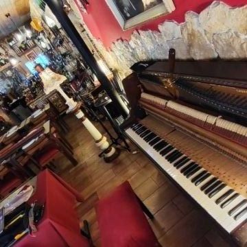 Afinador de pianos / Piano tuner Fernando Leao - Portimão - Reparação de Instrumentos Musicais