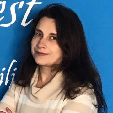 Maria Gabriela Dias - Maia - Edição de Conteúdos