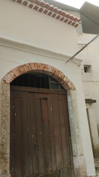 ELITE REMODELAÇÕES - Rio Maior - Door Installation