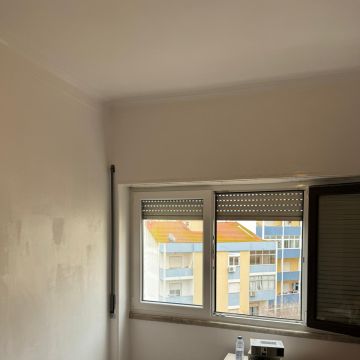 Thiago Carpinteiro - Almada - Siding Installation, Repair, or Removal