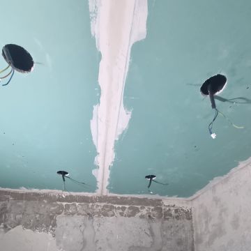 Daniel Castro - Vila Nova de Gaia - Trockenbau reparieren und Oberflächenstruktur geben