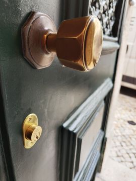 Corre39 Custom S Projects - Almada - Montagem de  Cama