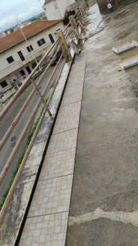 ELITE REMODELAÇÕES - Rio Maior - Lawn Mowing and Trimming
