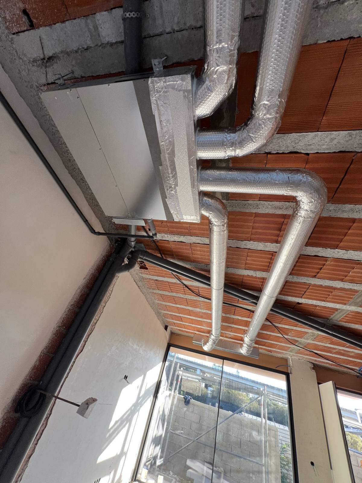 EuroClima - Ponte da Barca - Instalação ou Substituição de Ventilador de Casa de Banho