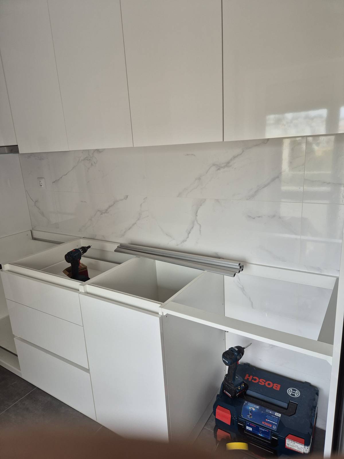 Henrique - Coimbra - Door Installation