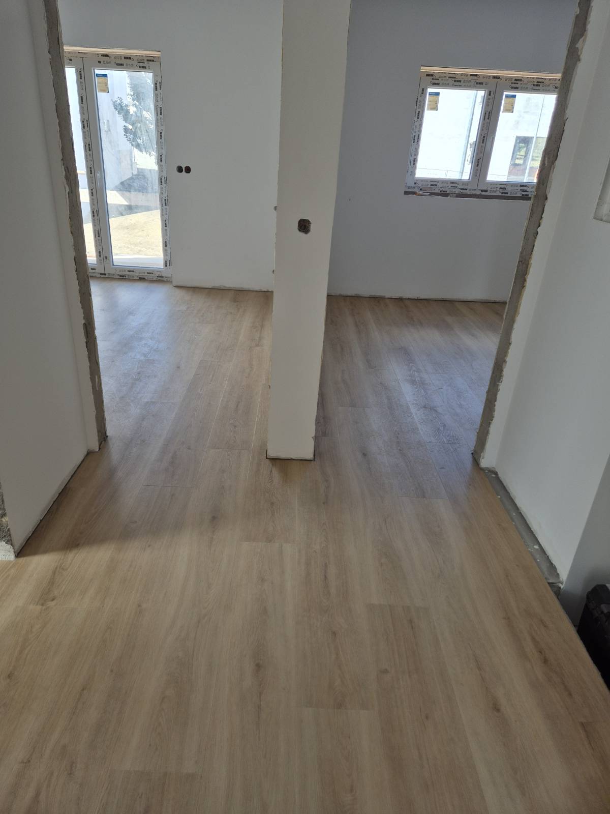 Henrique - Coimbra - Door Repair