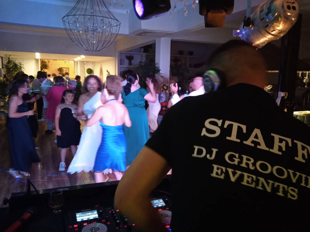 Dj Groovie Dj de Animação e Eventos - Seixal - Entretenimento de Música