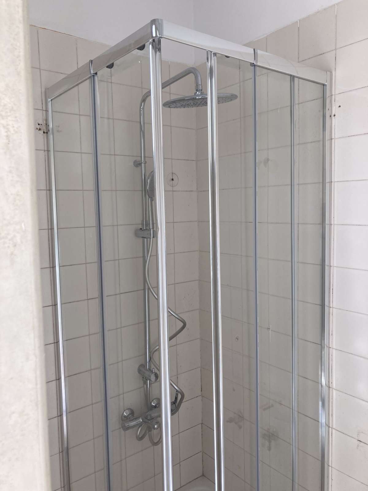 Reflax França - Remodelação - Palmela - Floor Tiling