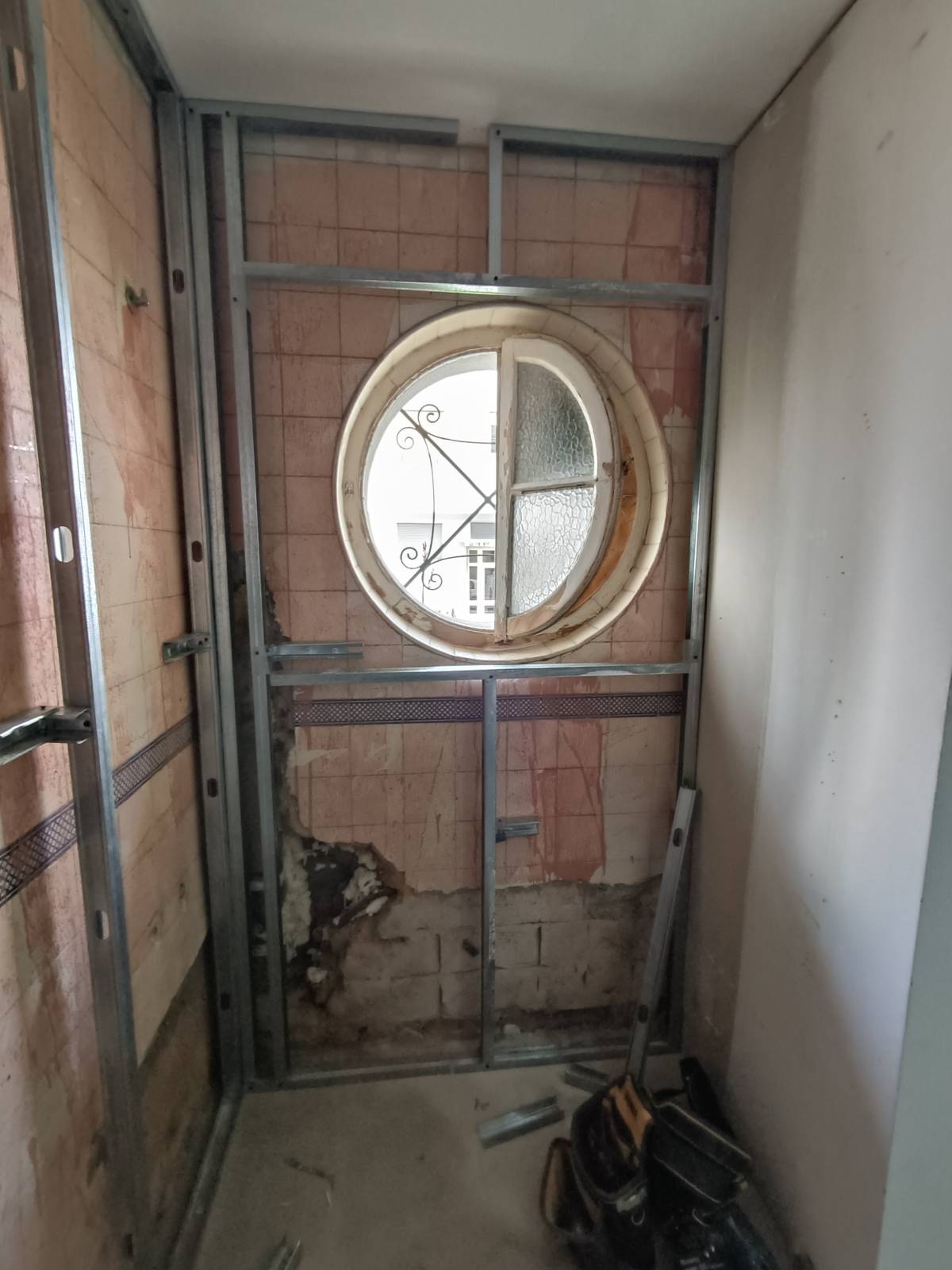 WE Construções - Almada - Kitchen Remodel