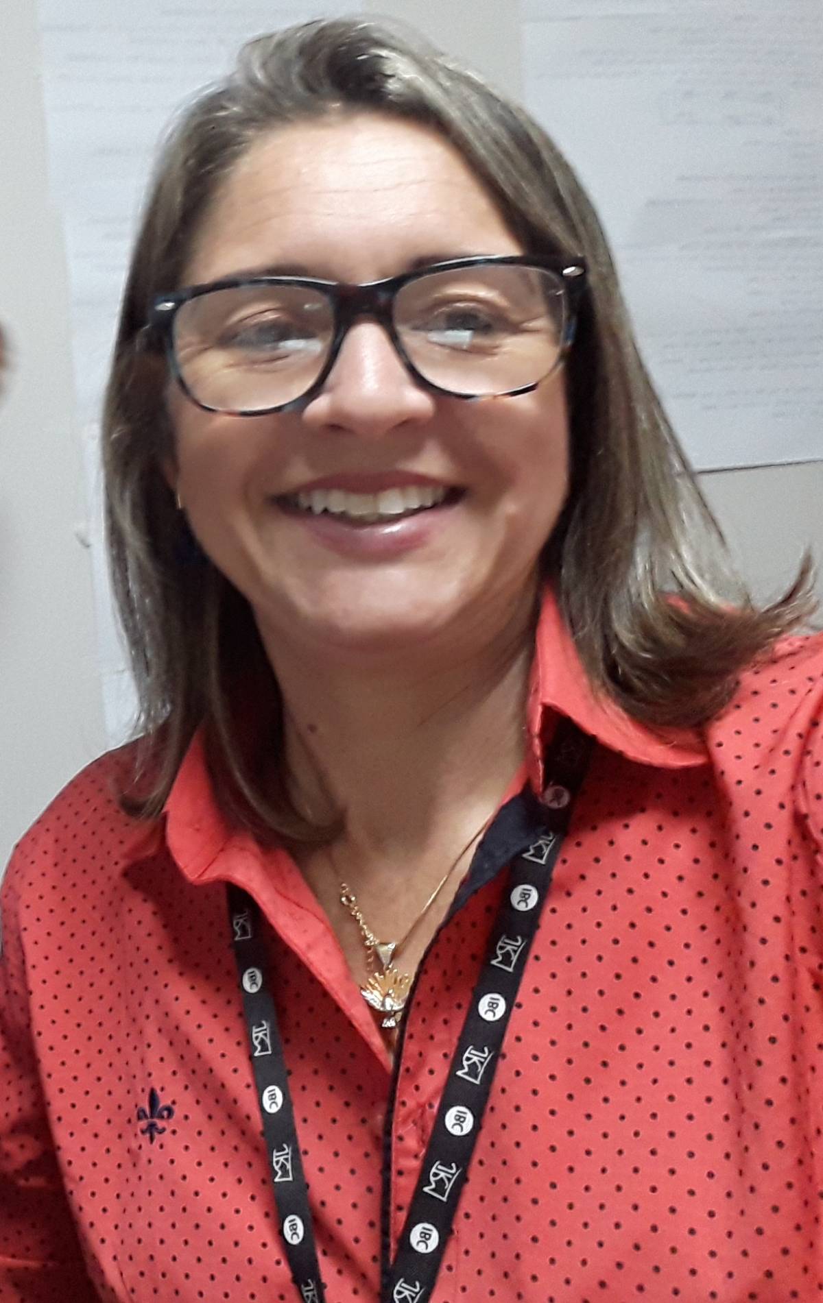 Simone - Braga - Organisation de fêtes d'entreprise