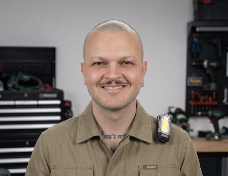 Manoel Farias - São João da Madeira - Montagem de Equipamento Desportivo