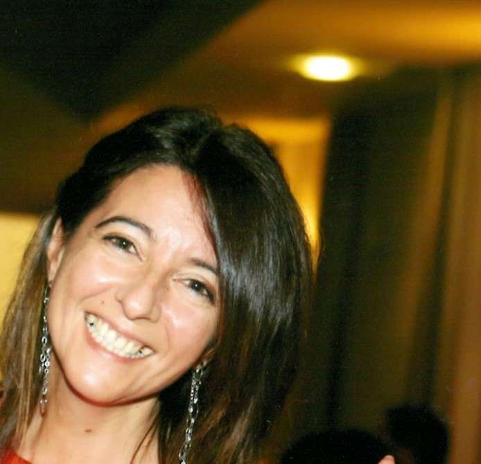 Emília Castro - Anadia - Translation