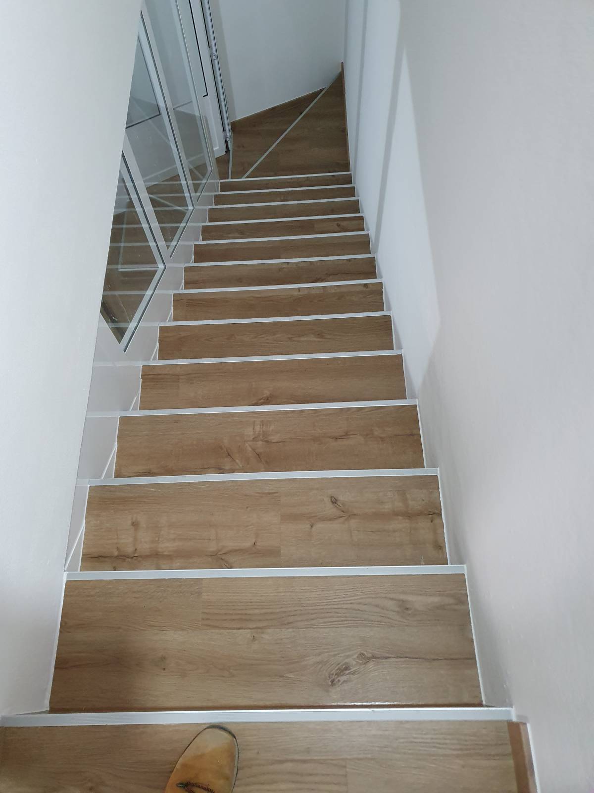 Henrique - Coimbra - Furniture Repair