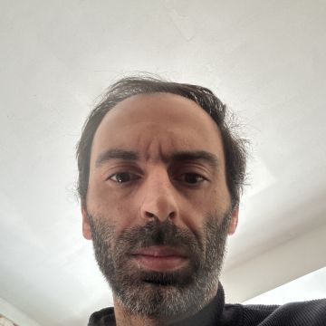 Ricardo Martins - Vila Nova de Famalicão - Réparation de volets