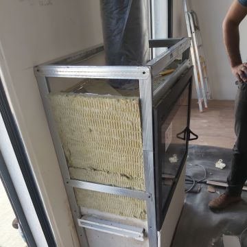 WE Construções - Almada - Siding Installation, Repair, or Removal