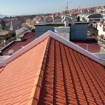 Cubo alpinismo - Almada - Remodelação de Sótão