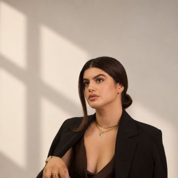 Débora Vicêncio - Almada - Depilation Centers