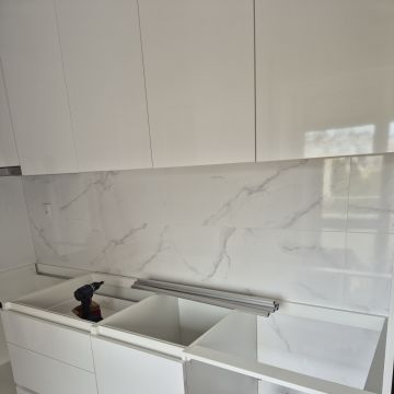 Henrique - Coimbra - Door Installation