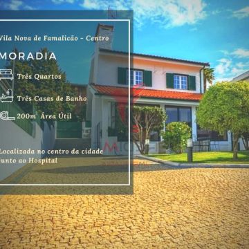 André Santos - Vila Nova de Famalicão - Admin Services