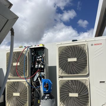 WCO REFRIGERAÇÃO - Almada - Elektrogeräte montieren