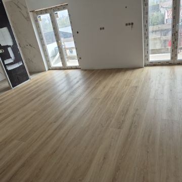 Henrique - Coimbra - Doors