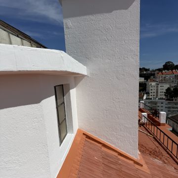 Cubo alpinismo - Almada - Demolição de Construções